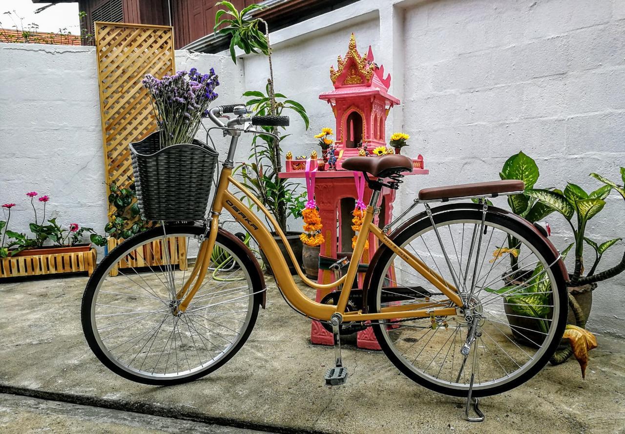 Champion Hostel 2 (Adults Only) Chiang Mai Luaran gambar